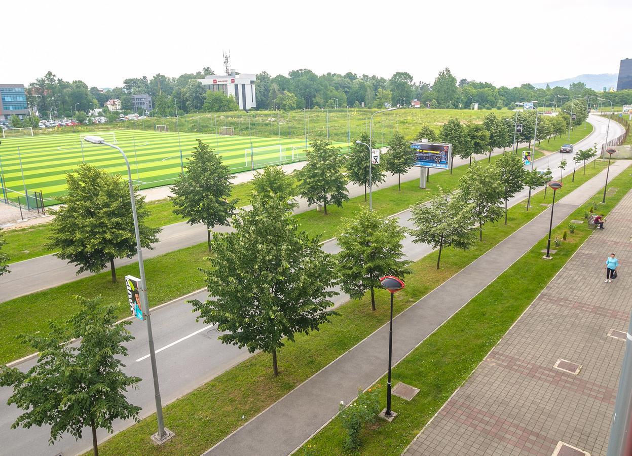 Stan Na Dan Banja Luka Apartment ภายนอก รูปภาพ
